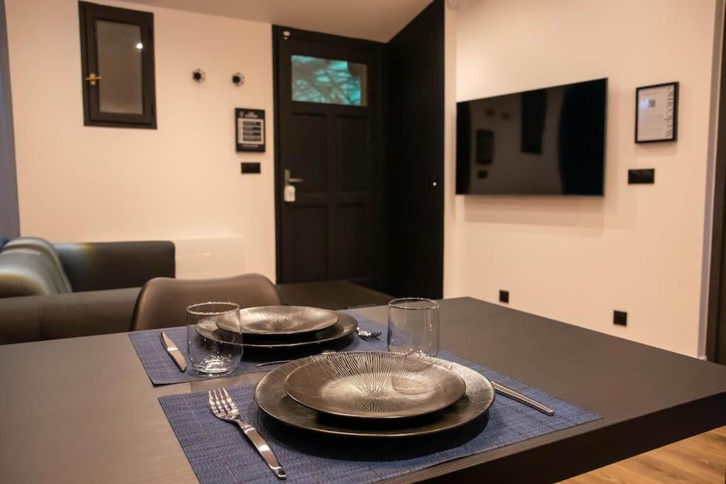 Апартаменти Blue Night - Jacuzzi - Bord De Seine Корбей-Ессонн Екстер'єр фото