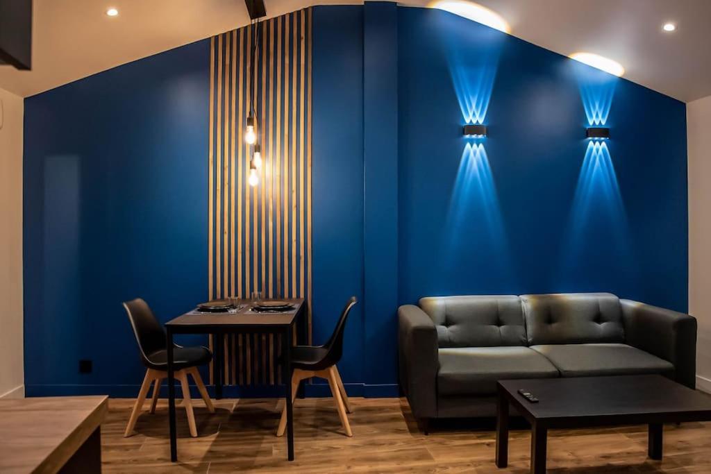 Апартаменти Blue Night - Jacuzzi - Bord De Seine Корбей-Ессонн Екстер'єр фото